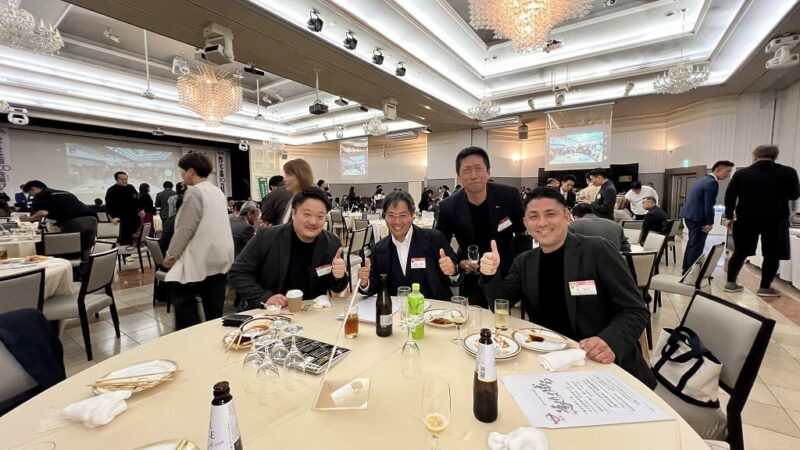 守成クラブ佐賀 経営者同士の笑顔